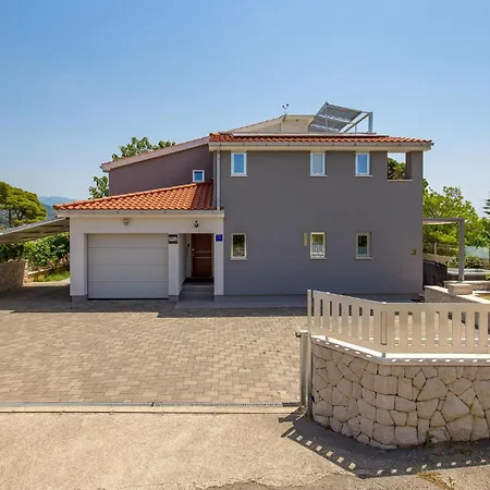 1 Bedroom Beautiful In Rab *