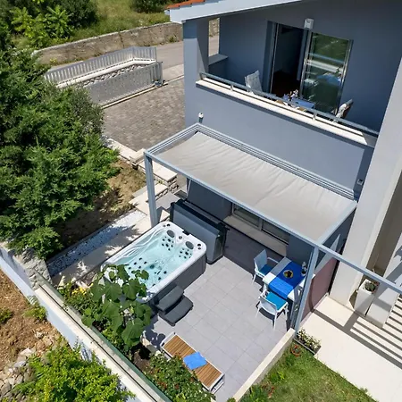 Stunning In Rab With Jacuzzi Palit