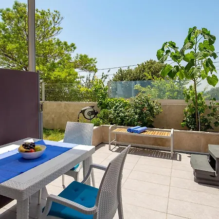 Stunning In Rab With Jacuzzi Holiday home Palit