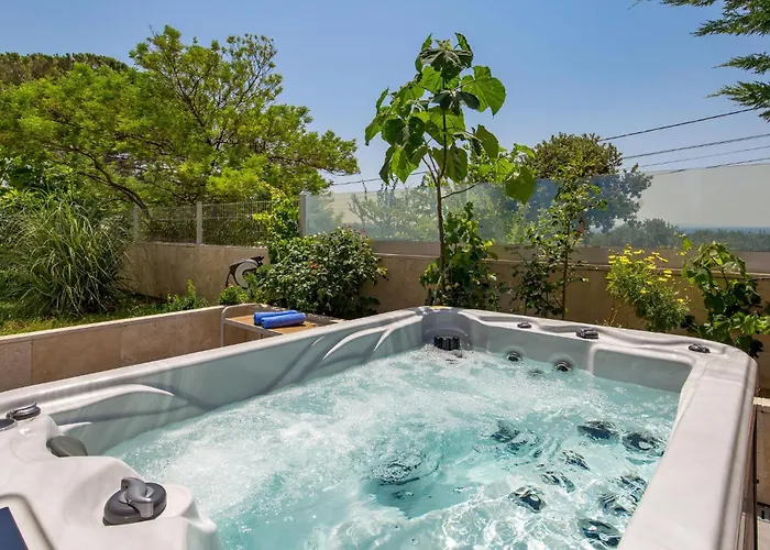 1 Bedroom Awesome In Rab * Palit